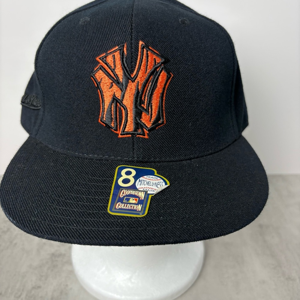 New York Yankees Black Cooperstown Collection Tiger Camo Logo Fitted Hat size 8